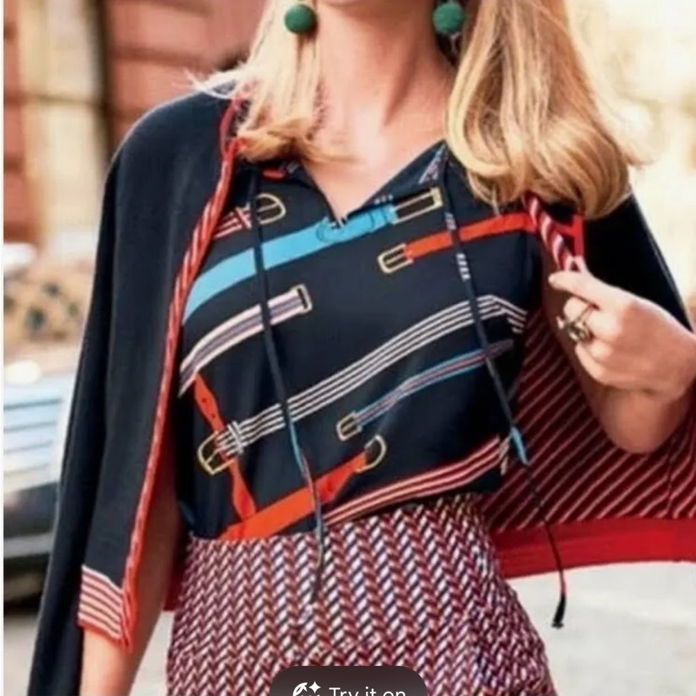 CAbi Hold Up Top Navy and Red Belt Print Blouse M